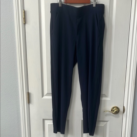 Athleta Navy Brooklyn Pants Size 10 Women's - Picture 2 of 13